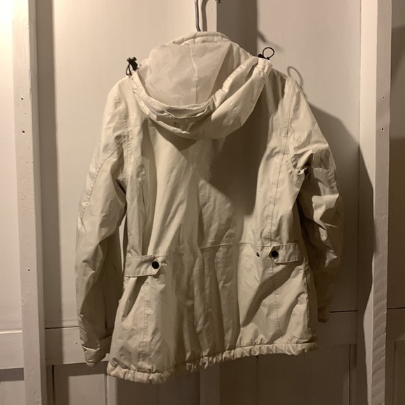 Misty mountain jacket - Picture 2 of 5